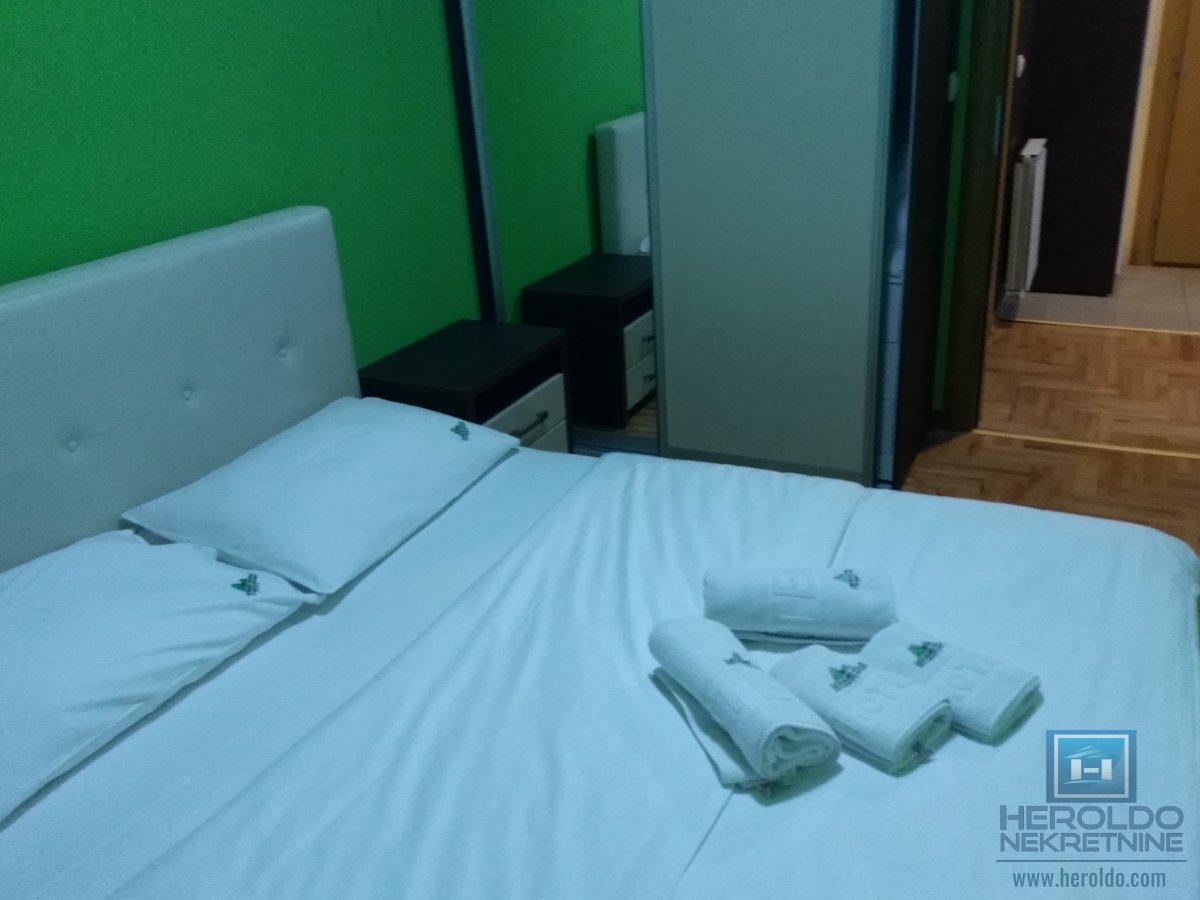 Prodaja apartmana na Zlatiboru 6