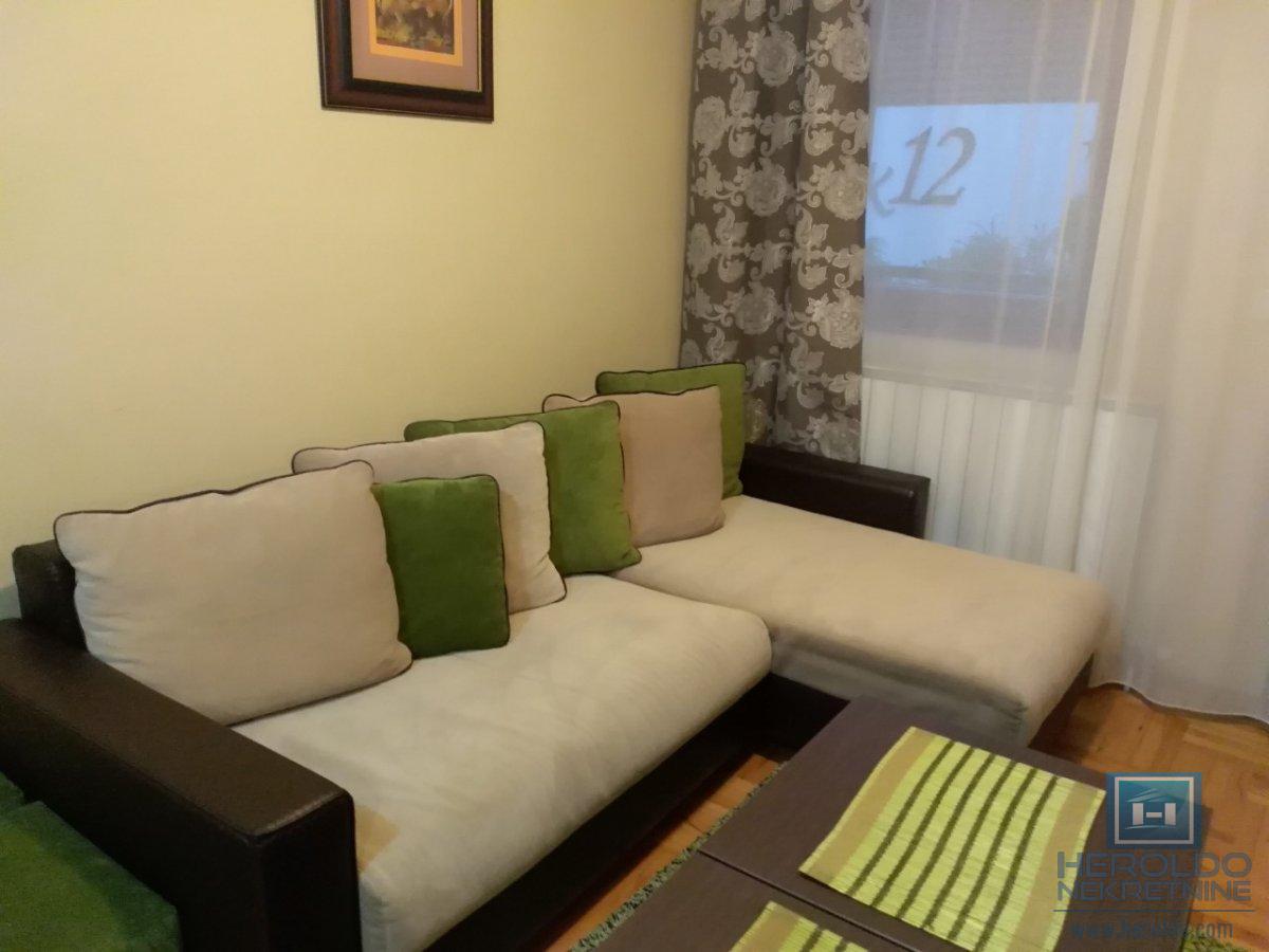 Prodaja apartmana na Zlatiboru 7
