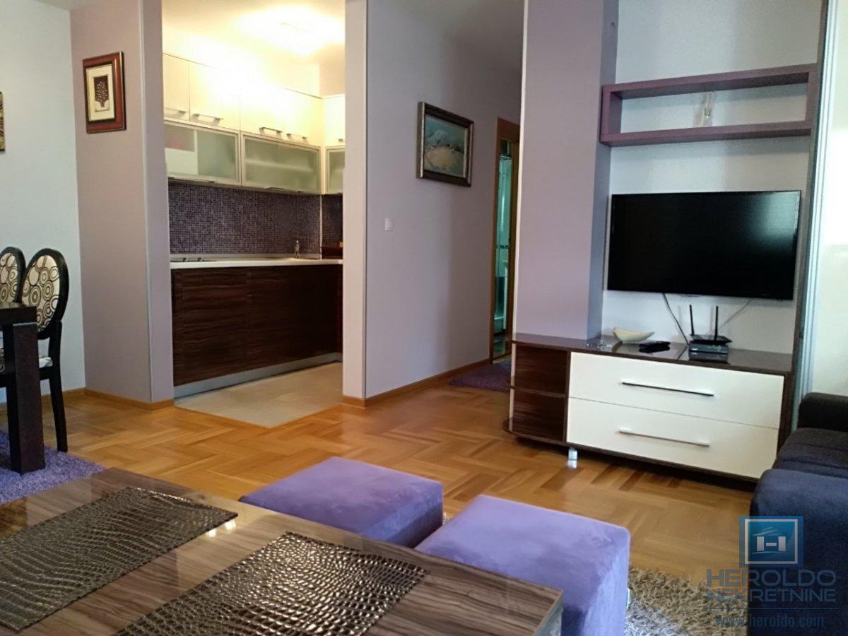 Prodaja apartmana na Zlatiboru 3