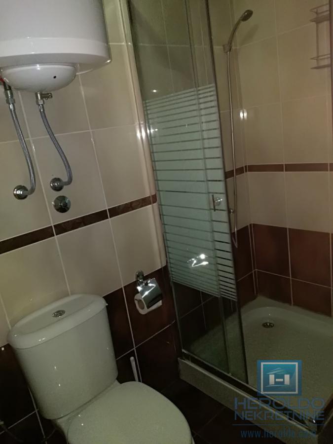 Prodaja apartmana na Zlatiboru 8