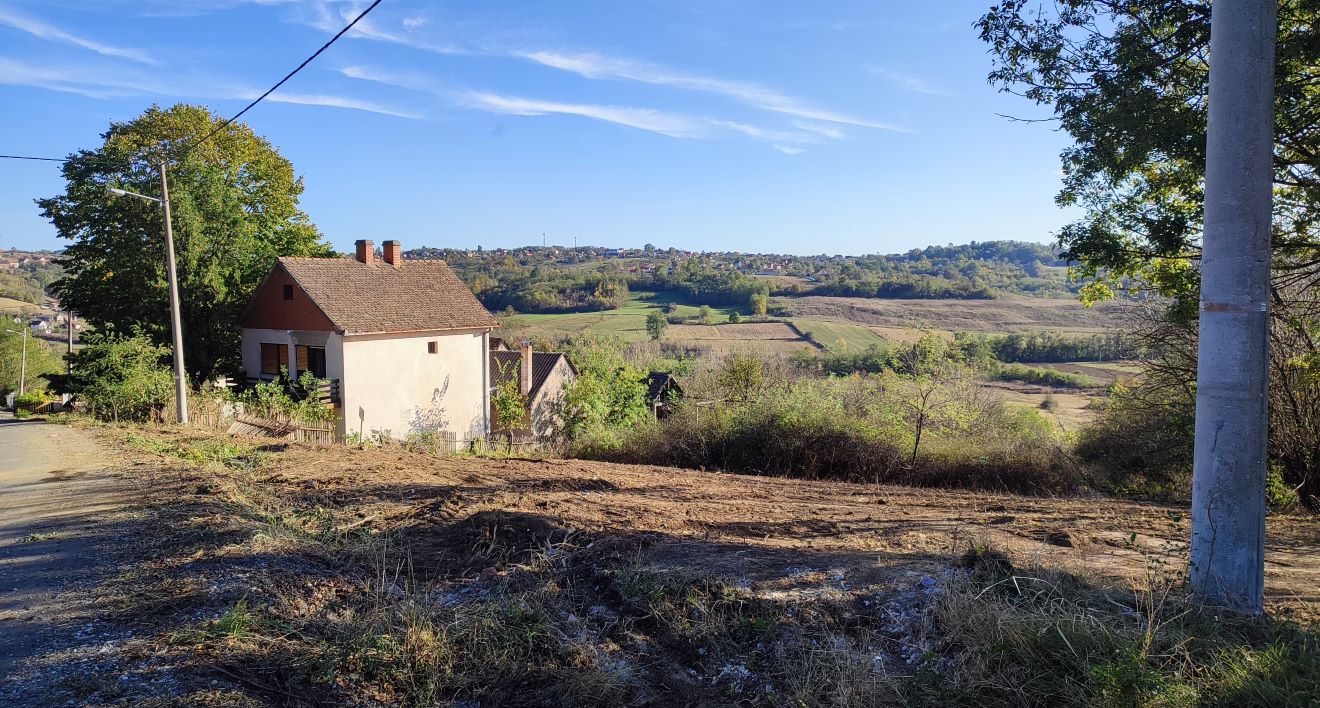 Barajevo Vranic plac 1ha 87 ari do asfalta 4