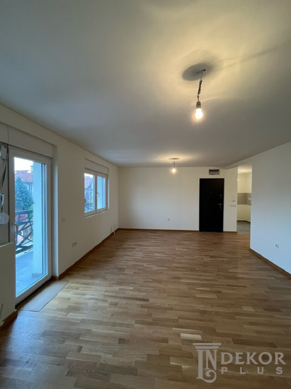 Trosoban stan na prodaju  Dvadestdevetog novembra 4  100 100e   77m² 6