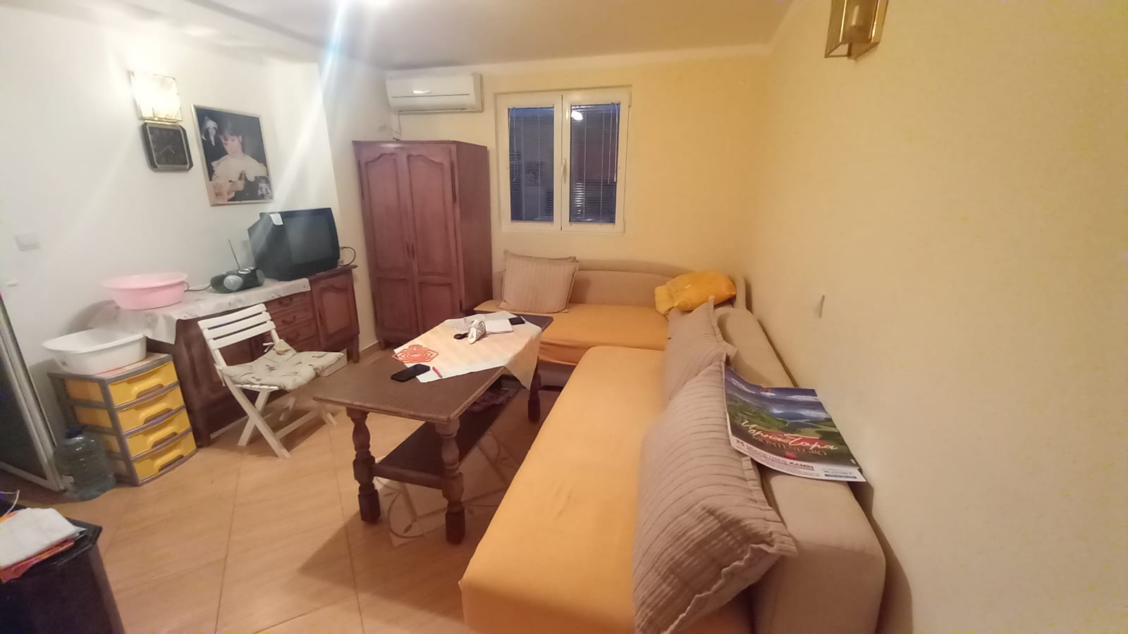 Petrovac stan 3 studio apartmana 2