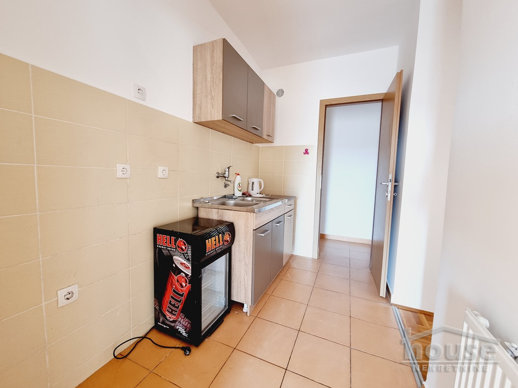 Stan,NOVI SAD,BULEVAR 44m2,113300€ , ID: 1059932 4