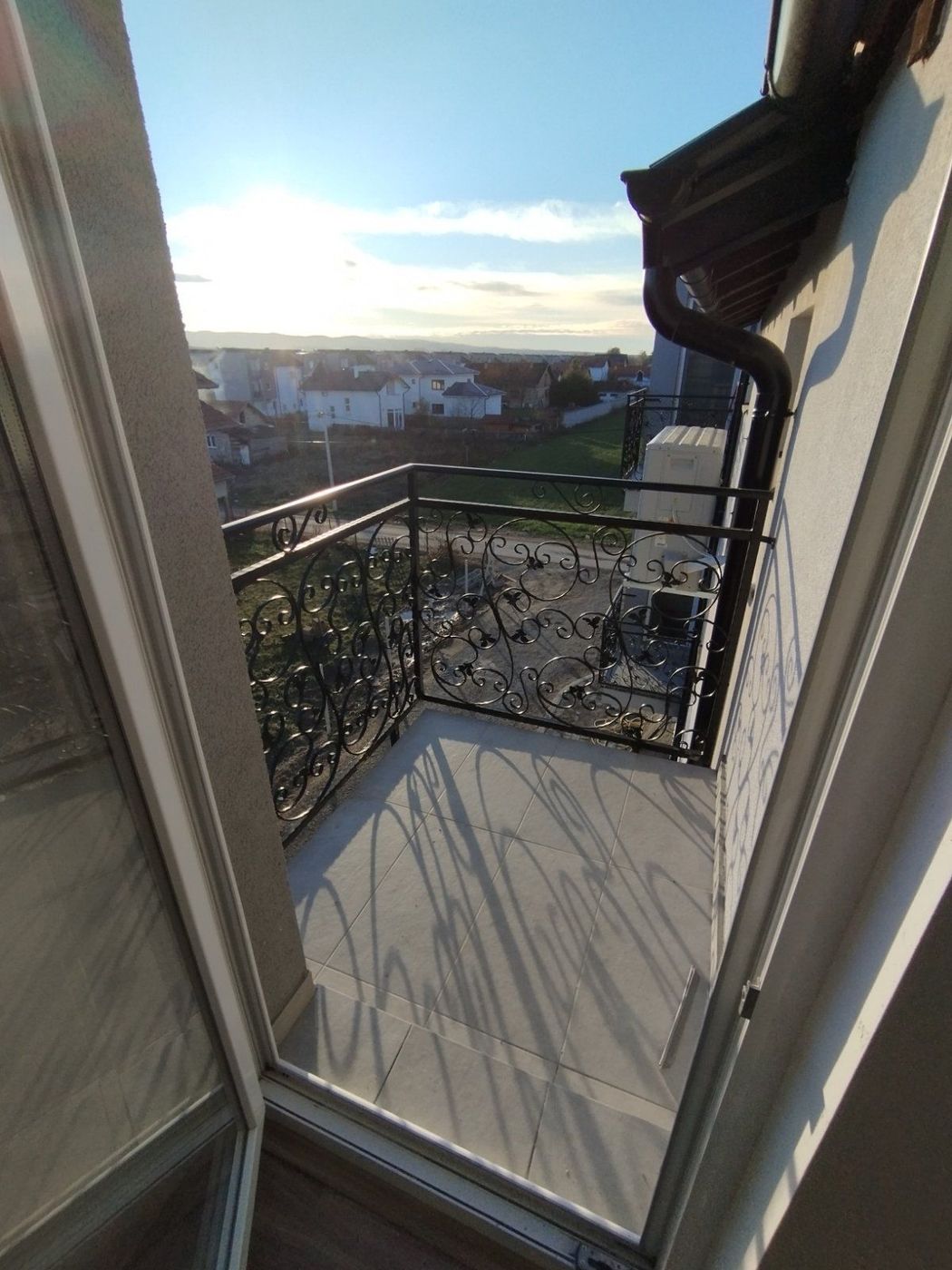 Jednoiposoban stan u tek završenoj zgradi   useljiv   dogovor 4