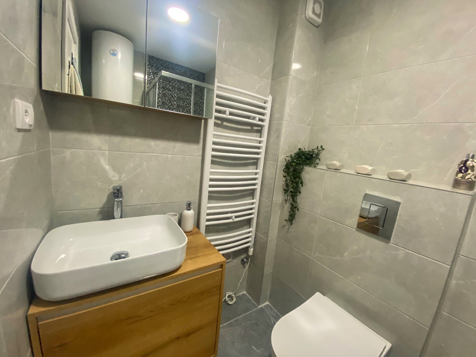 LUX opremljen stan Zlatibor 5