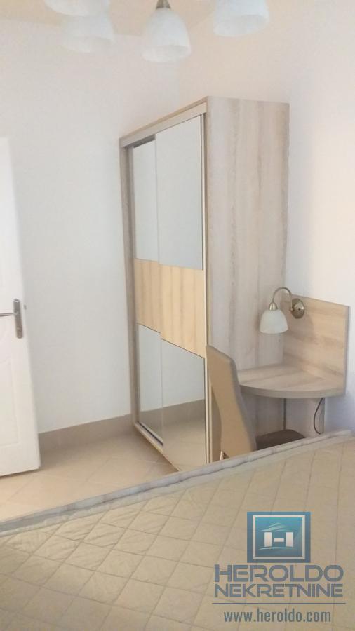 Dvosoban stan u Wingu za izdavanje 3