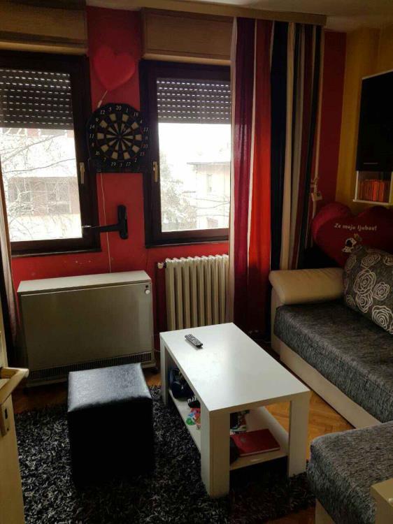 Na prodaju stan u Ćupriji u zgradi sa liftom 4