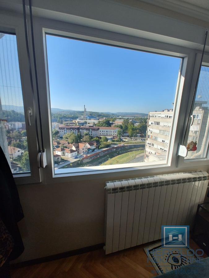Hitna prodaja potpuno renoviran dvosobni stan u Kragujevcu u širem centru 36