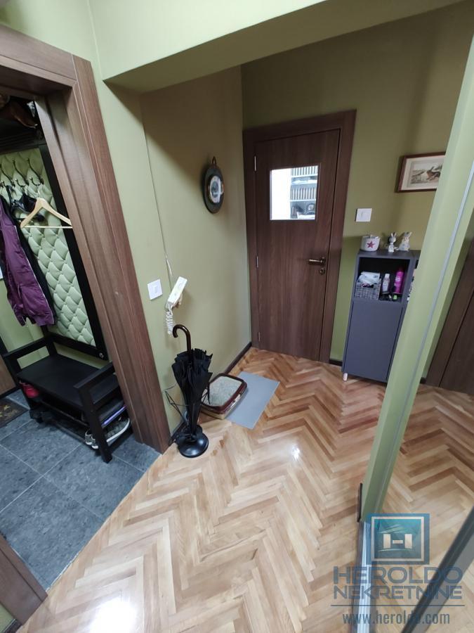 Hitna prodaja potpuno renoviran dvosobni stan u Kragujevcu u širem centru 39
