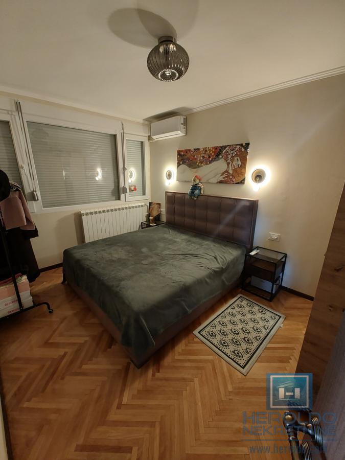 Hitna prodaja potpuno renoviran dvosobni stan u Kragujevcu u širem centru 41