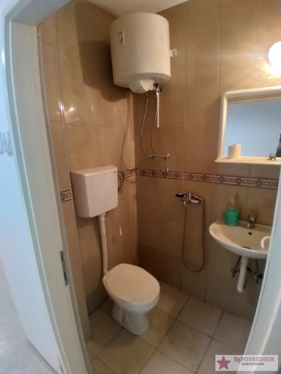 Rakovica, Kanarevo brdo, Petra Konjovića, 78m2 7