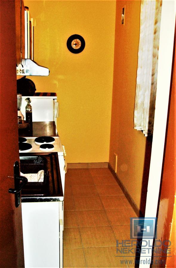 Stan na prodaji u blizini Pedagoške akademije 3