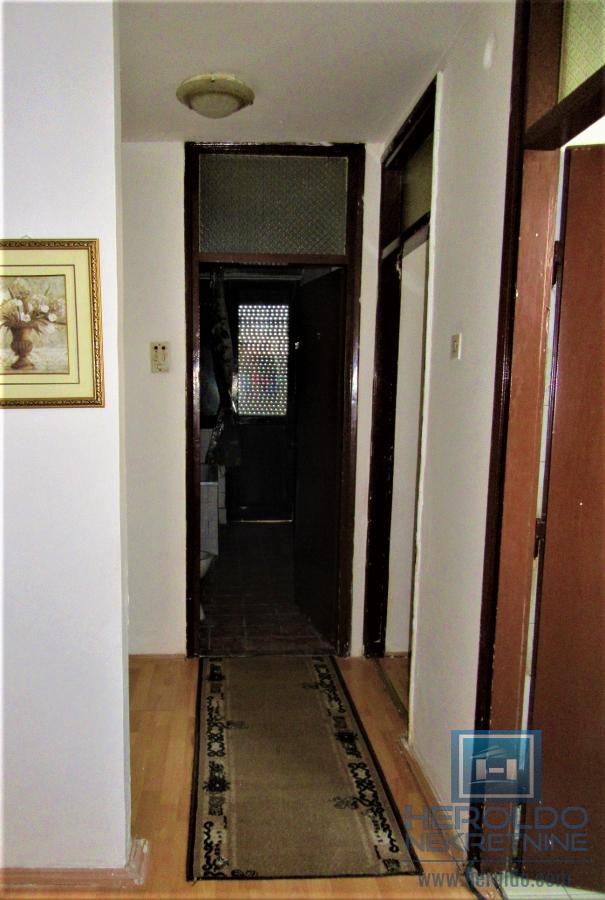 Stan na prodaji u blizini Pedagoške akademije 13