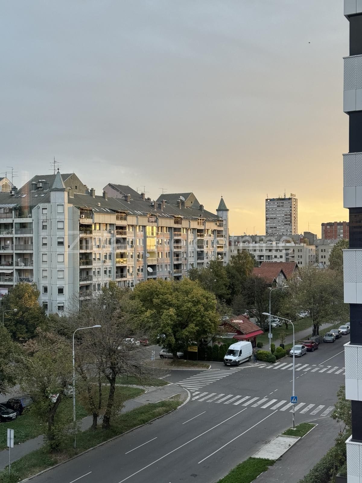 Džona Kenedija, Novi Beograd, retko u ponudi 9