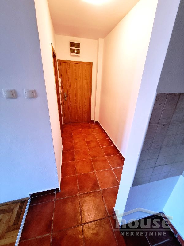 Stanovi,NOVI SAD,BULEVAR EVROPE 39m2,300€ , ID: 9116232 10