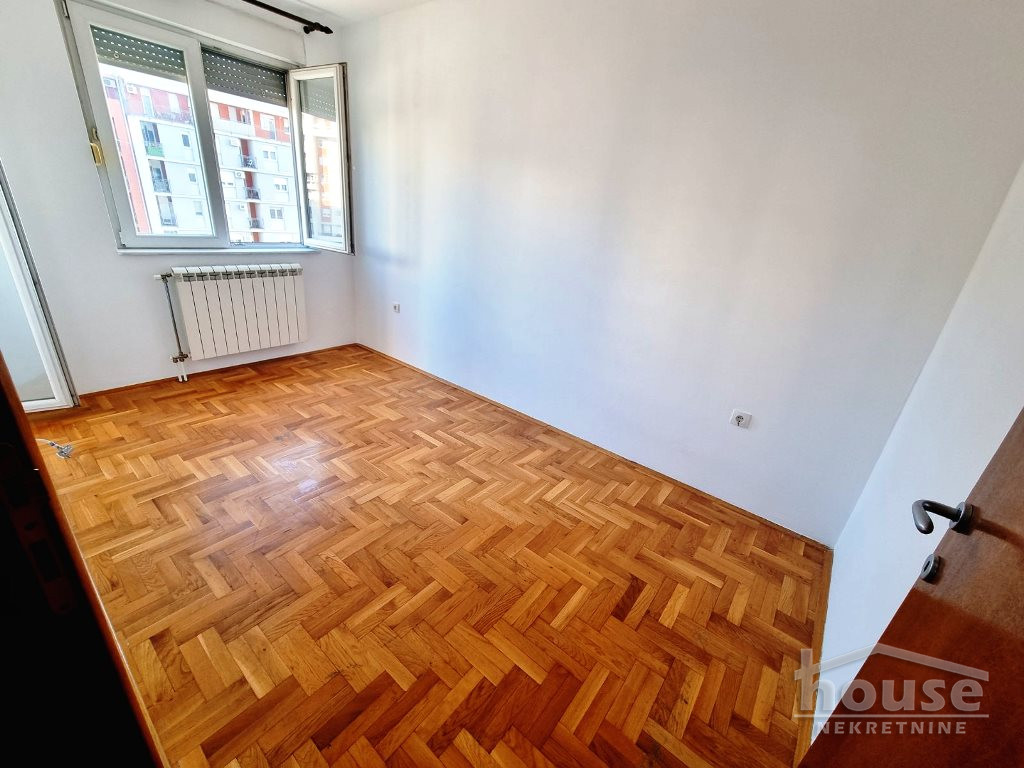 Stanovi,NOVI SAD,BULEVAR EVROPE 39m2,300€ , ID: 9116232 9