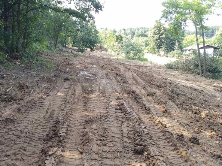 Prodaja poljoprivrednog zemljista sa dozvolom za gradnju 2