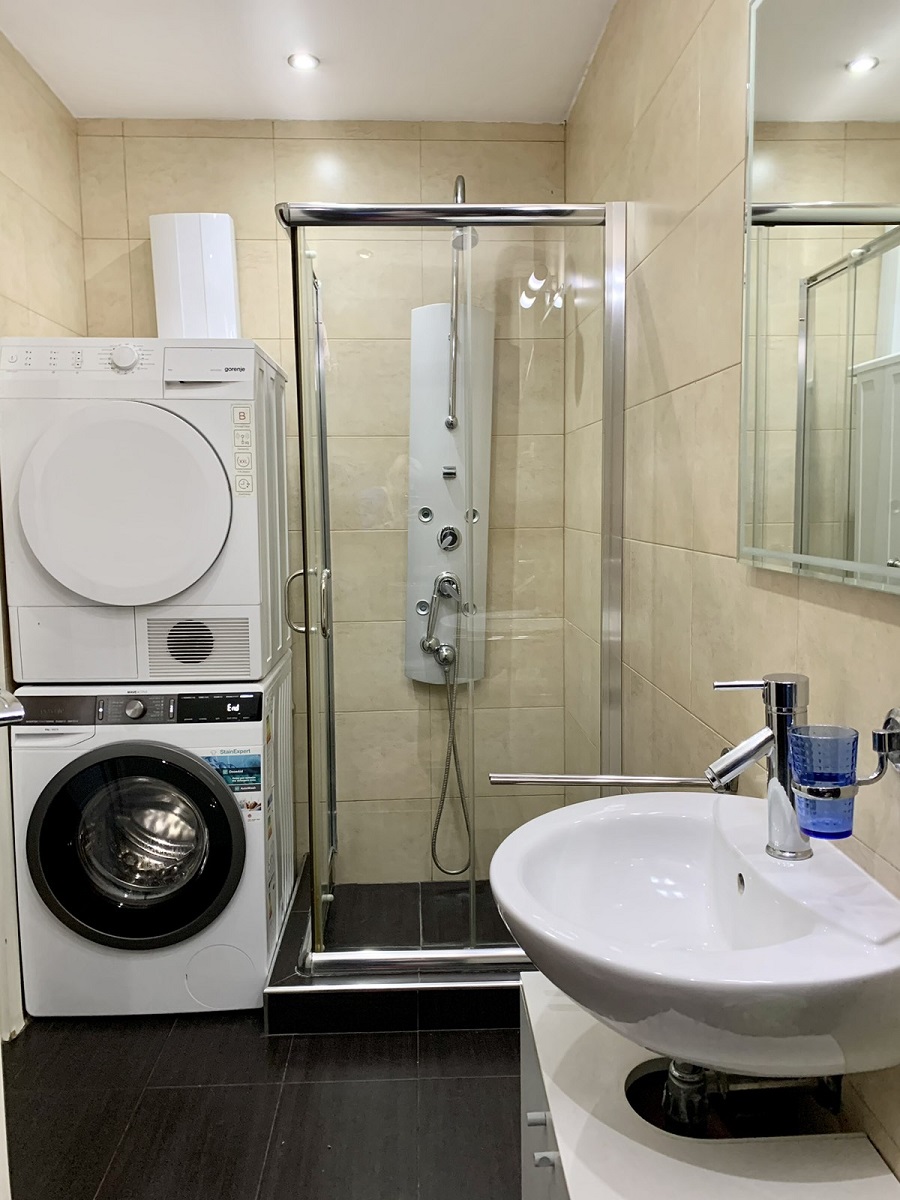 Prodajemo četvorosoban dupleks na Lionu  157m2 4