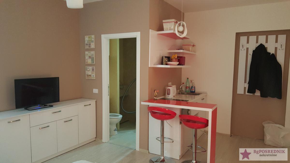 Stari grad, Politika, Majke Jevrosime, 20m2 4