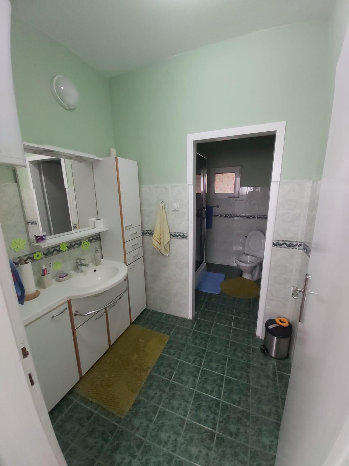 Stambeno poslovni objekat 6