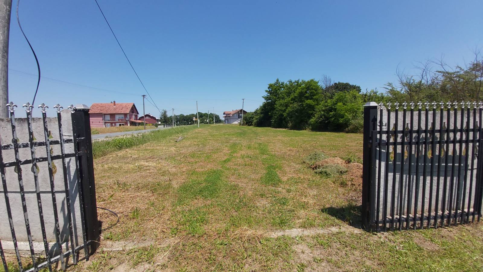 Stambeno poslovni objekat 4