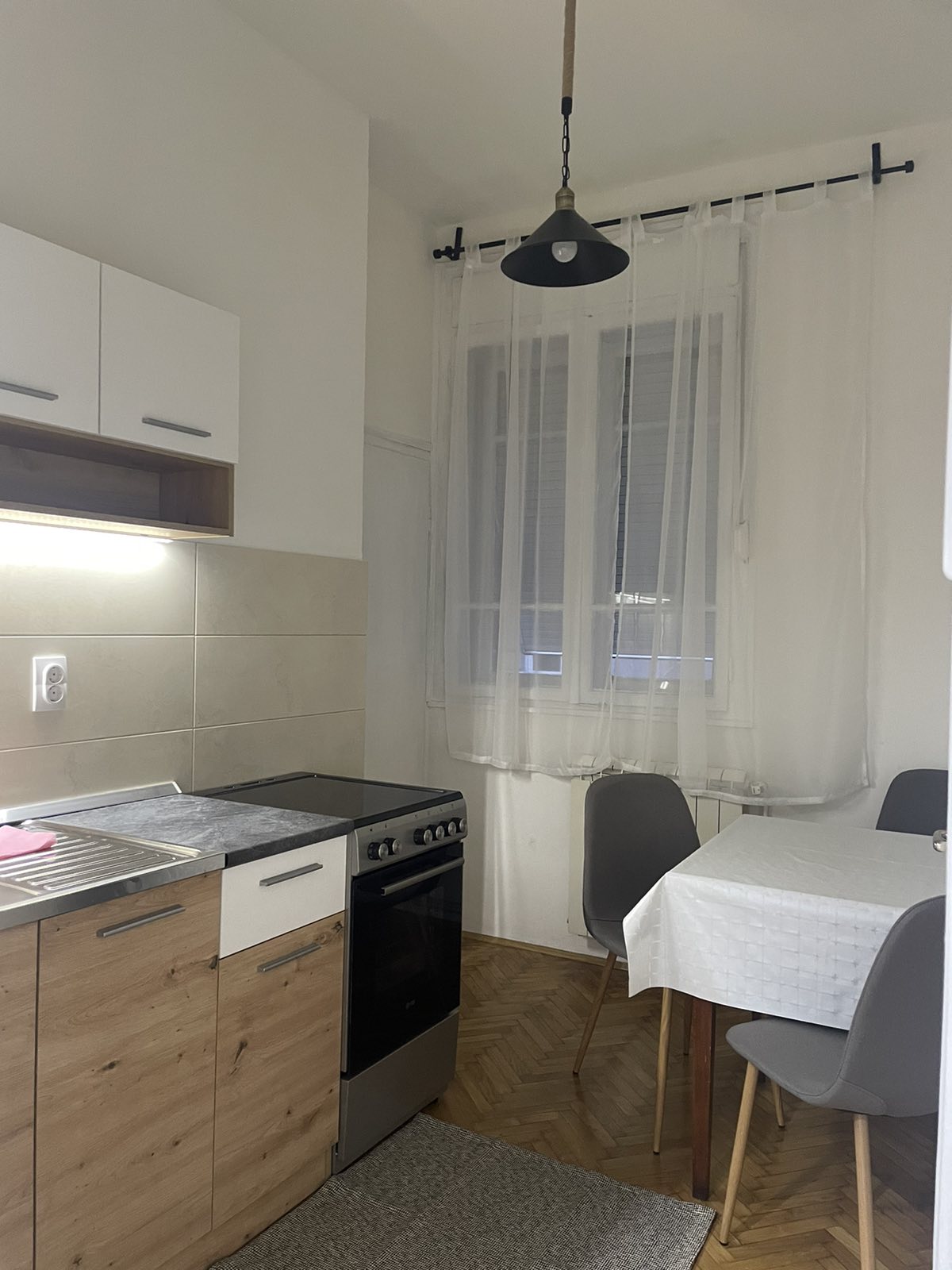 Stan za izdavanje na Vračaru 2