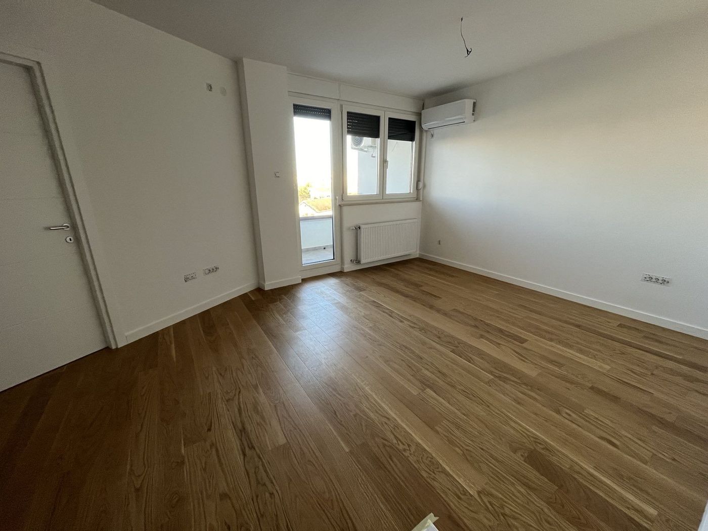 Useljiv stan   vrhunski kvalitet   cena sa PDV om 2