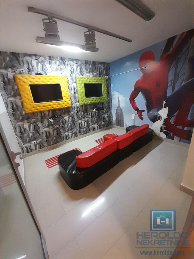 Poslovni prostor za izdavanje 7