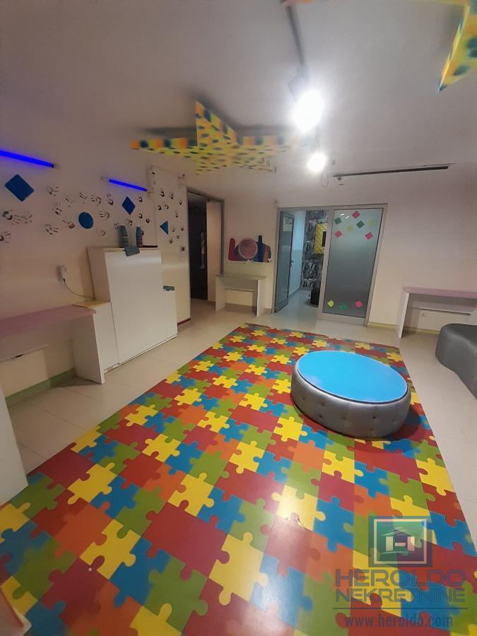 Poslovni prostor za izdavanje 13