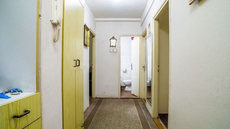   POVOLJNO   idealan raspored prostorija 4