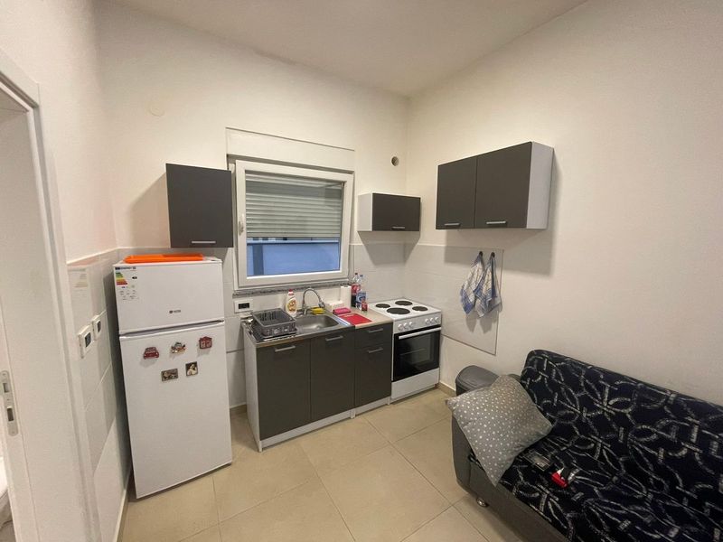 Fantastičan nov stan   namešten   useljiv 3