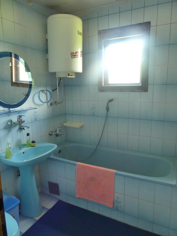 Spratna kuća u Rakitovo 6