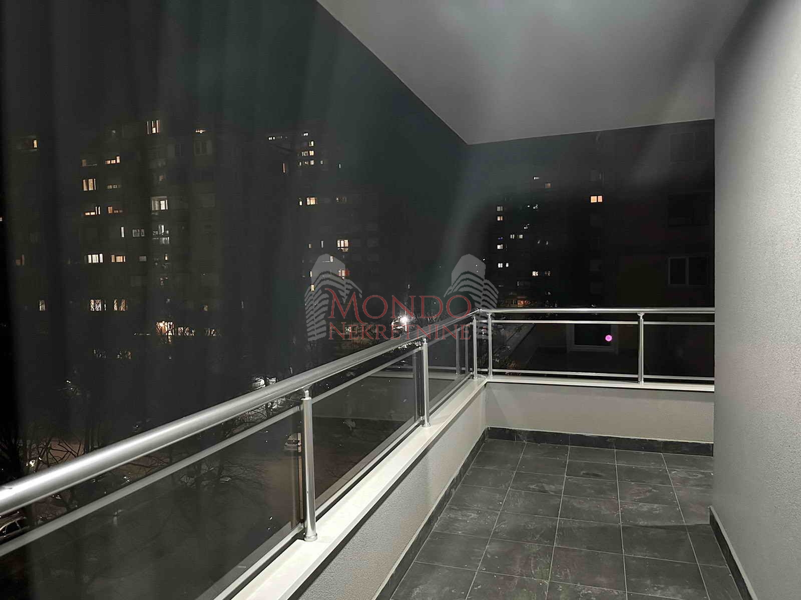 Namešten nov stan prekoputa delta planeta, cg, parking, Niš 8