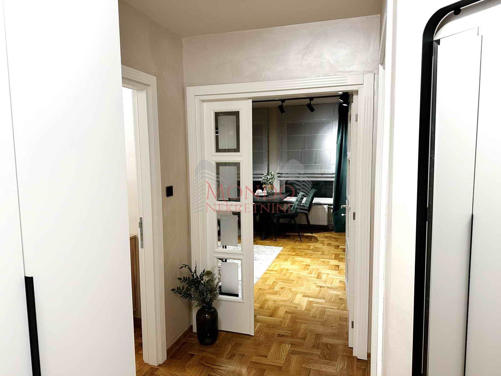 Namešten nov stan prekoputa delta planeta, cg, parking, Niš 3