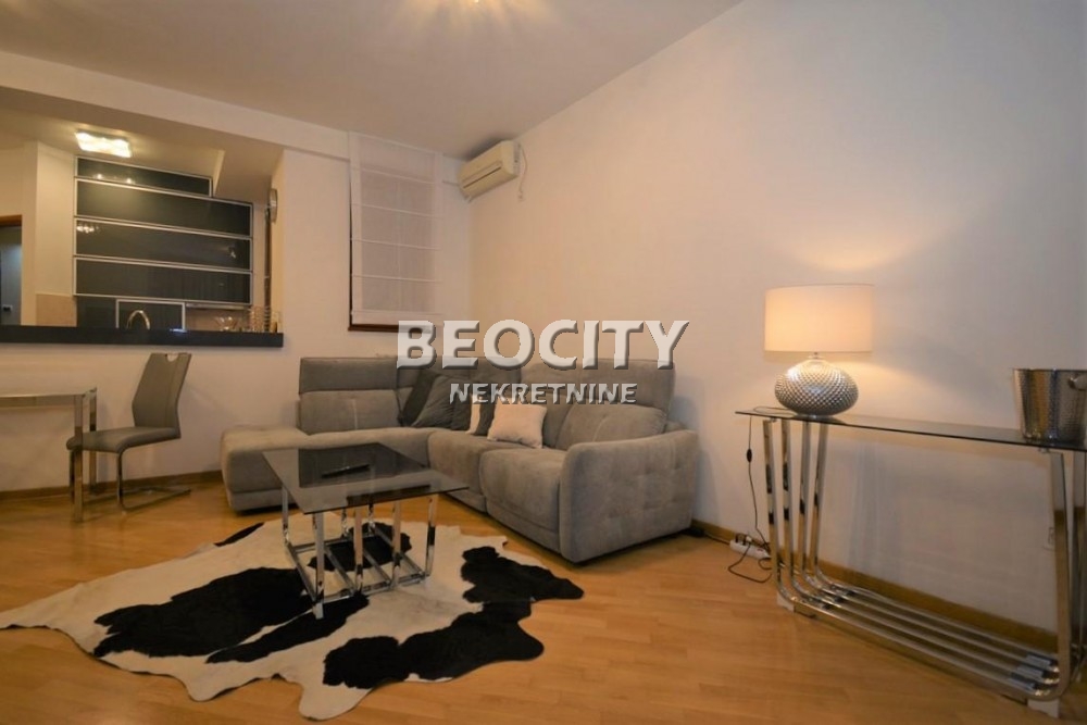 Trosoban stan, 70 m2, Vračar ID: 77194 1