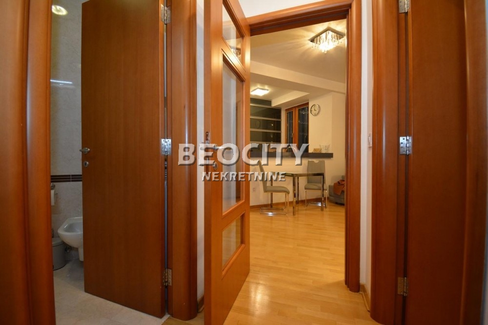 Trosoban stan, 70 m2, Vračar ID: 77194 9