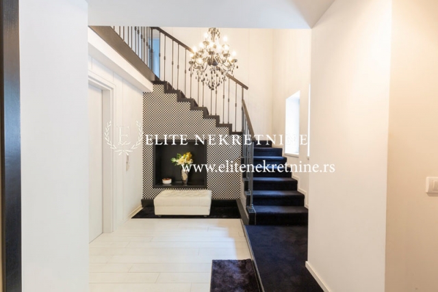 Luksuzan Penthouse na Vracaru sa garazom 5