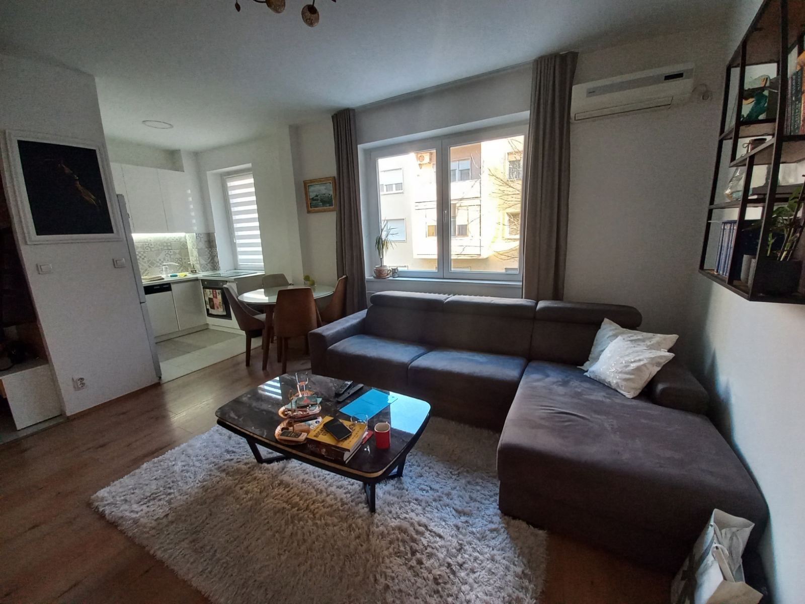 Kompletno renoviran stan na Keju 2