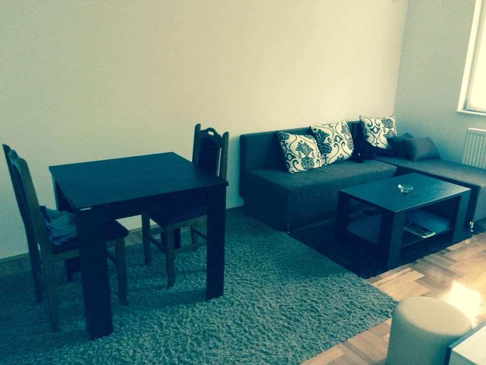 Garsonjera pored Doma Zdravlja 2