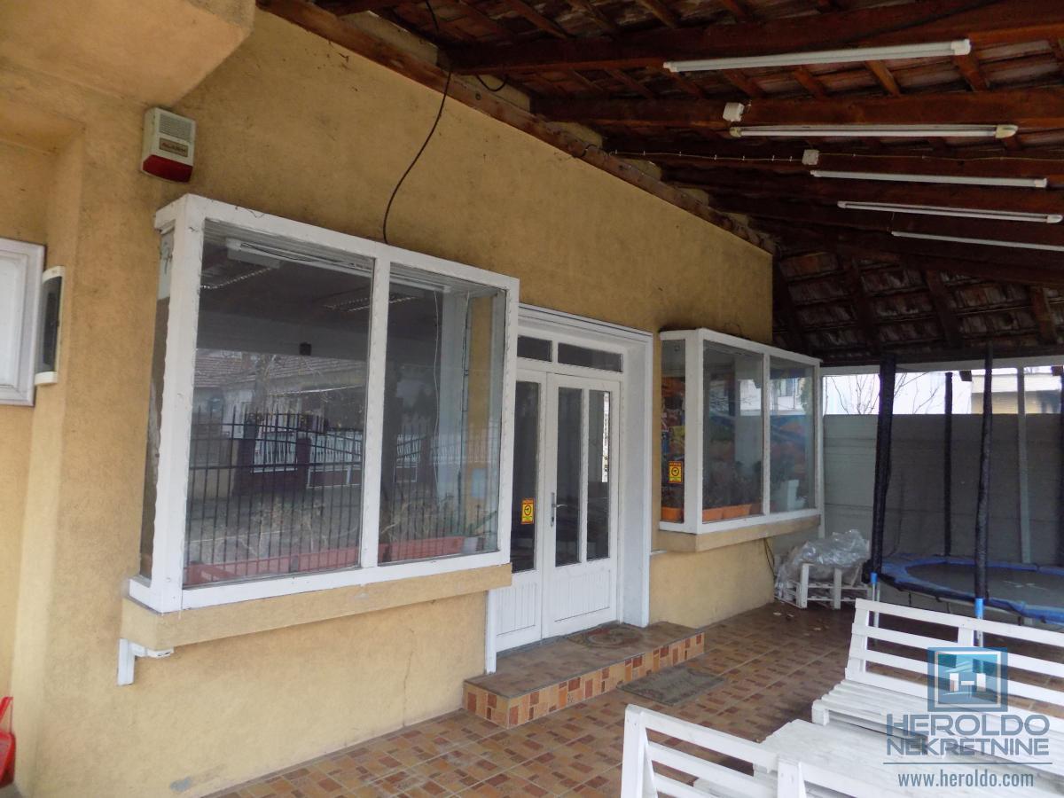 Lokal za izdavanje 1