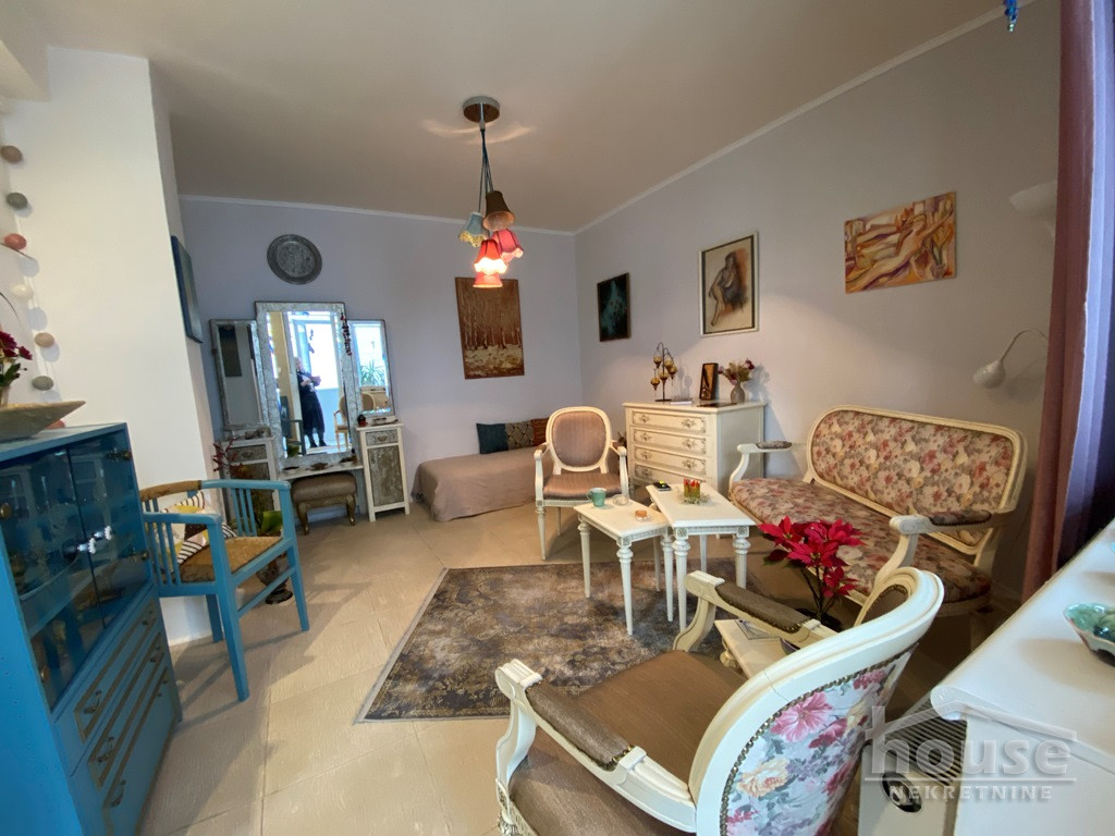 Stan,NOVI SAD,BULEVAR 56m2,154500€ , ID: 1060613 8