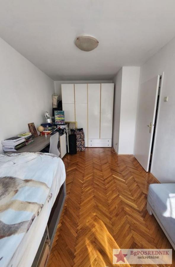Zvezdara,Severni bulevar,Veljka Dugoševića,54m2 4