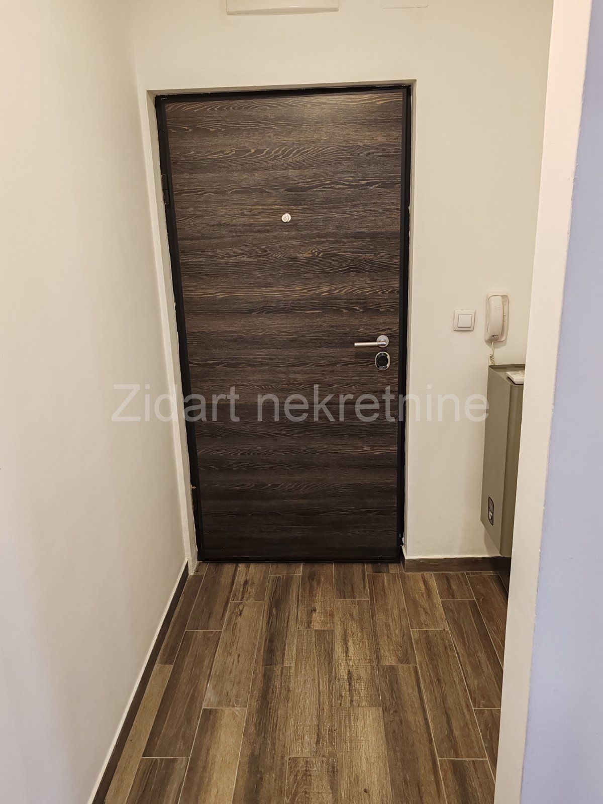 Kaluđerica, jednoiposoban stan, novogradnja 6
