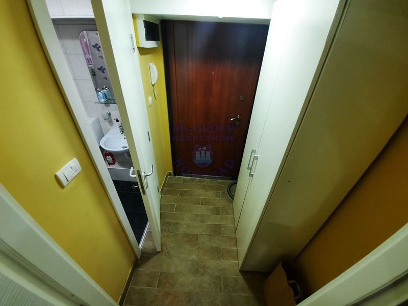 Uknjižena garsonjera na vrhunskoj lokaciji  3