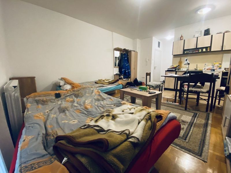 Fantastična garsonjera na top lokaciji   uknjižena   renovirana 1