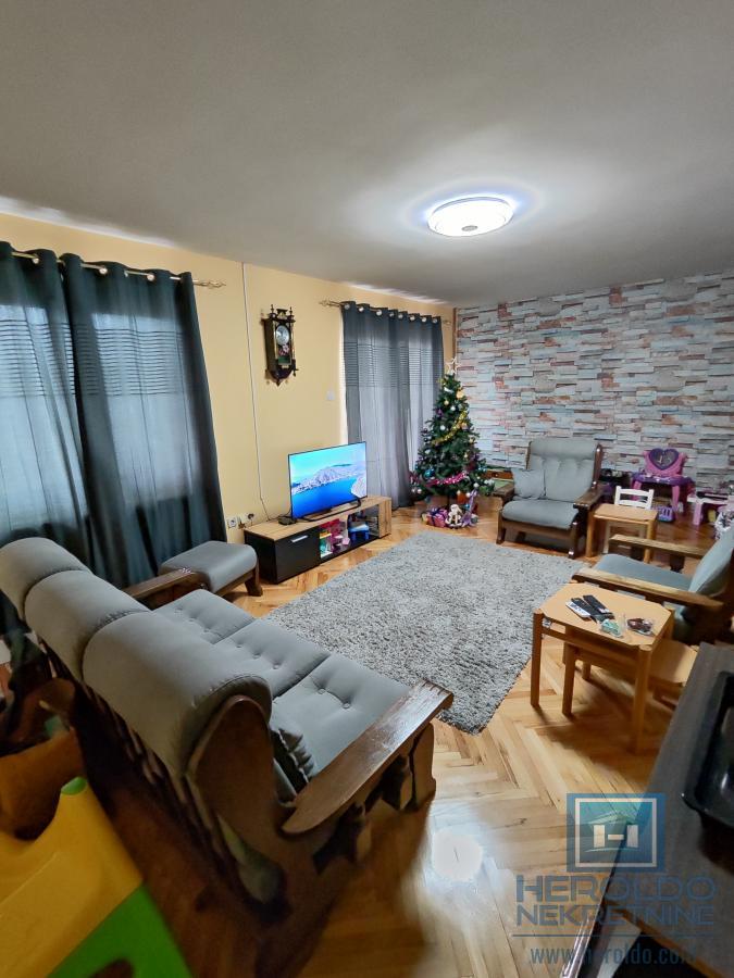 Legalizovana kuća na Budžinom brdu 8