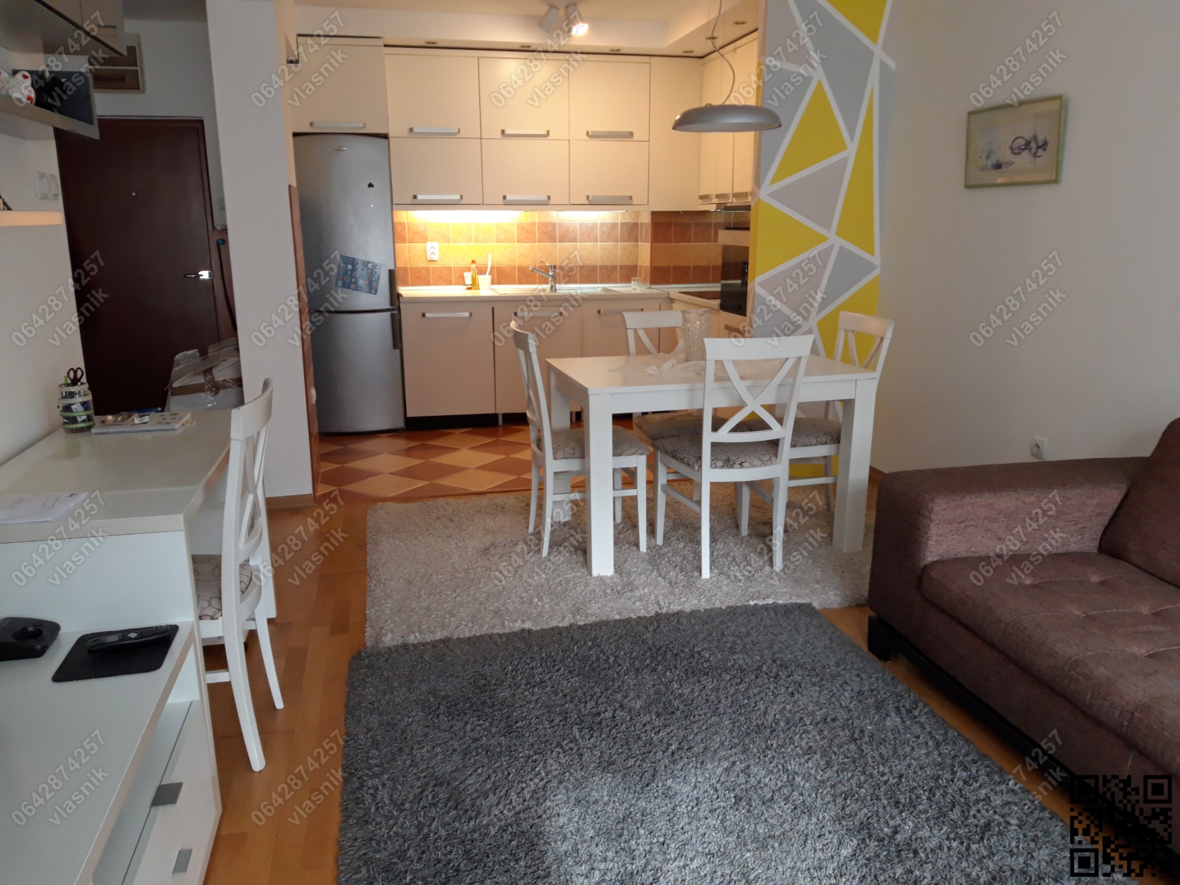 Trosoban stan  mašinski fakultet 3