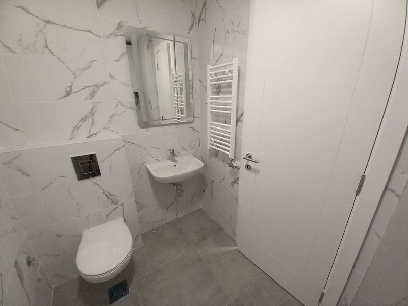 Perfektan dvosoban stan  Nov   useljiv 4