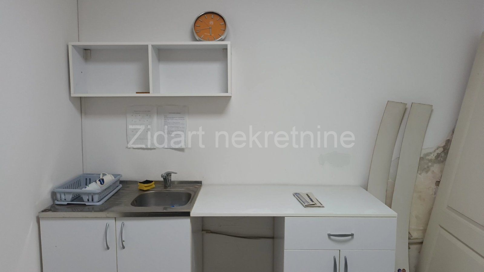 Voždovac, Vojvode Stepe, izdavanje lokala 85m2 11